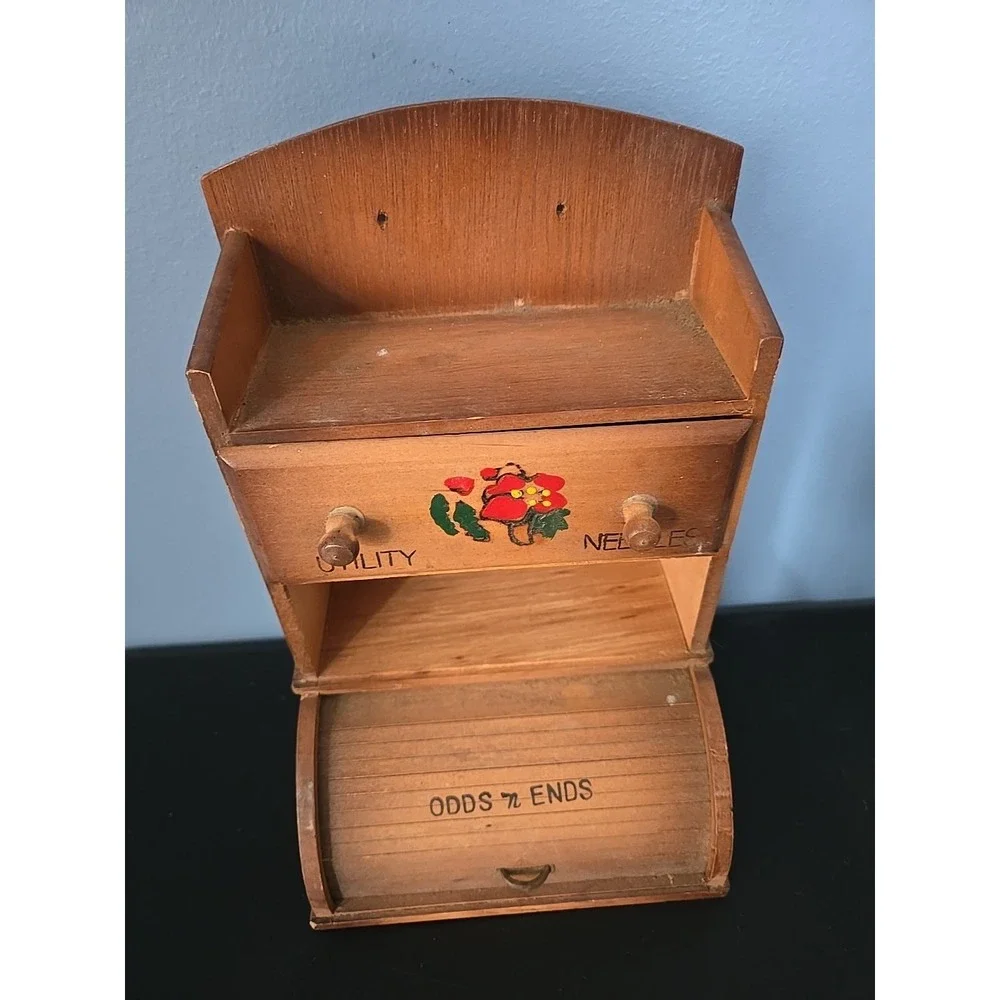 N/A wooden sewing
